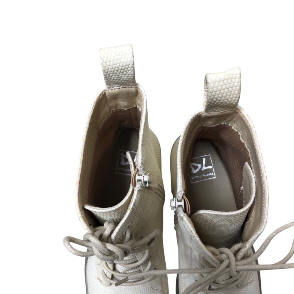 DL Dirty Laundry Lace Up Lug Combat Boots Sz 9/40 Cream Gold Faux Croc Platform - Picture 6 of 11
